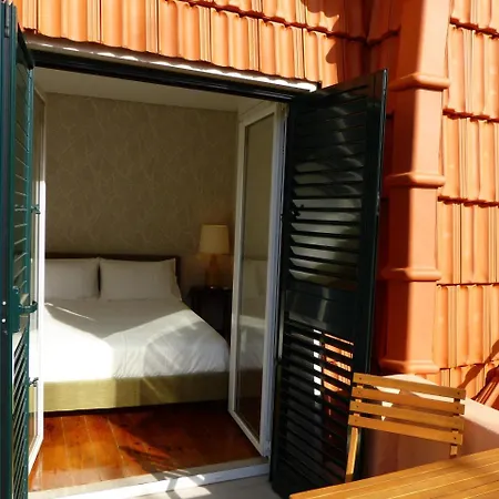 Brick Apartment Lissabon